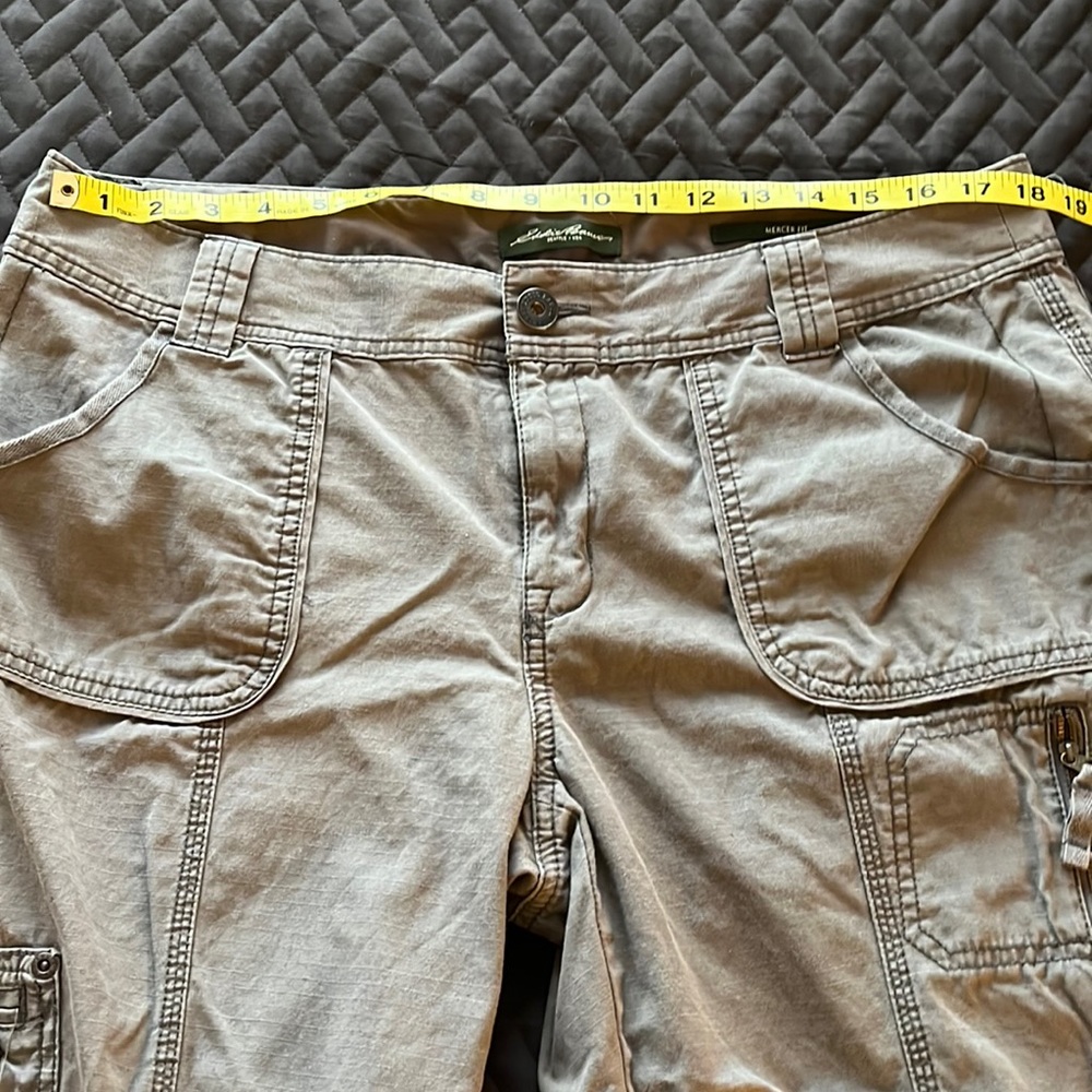 Eddie Bauer mercer fit , 16p, excellent condition